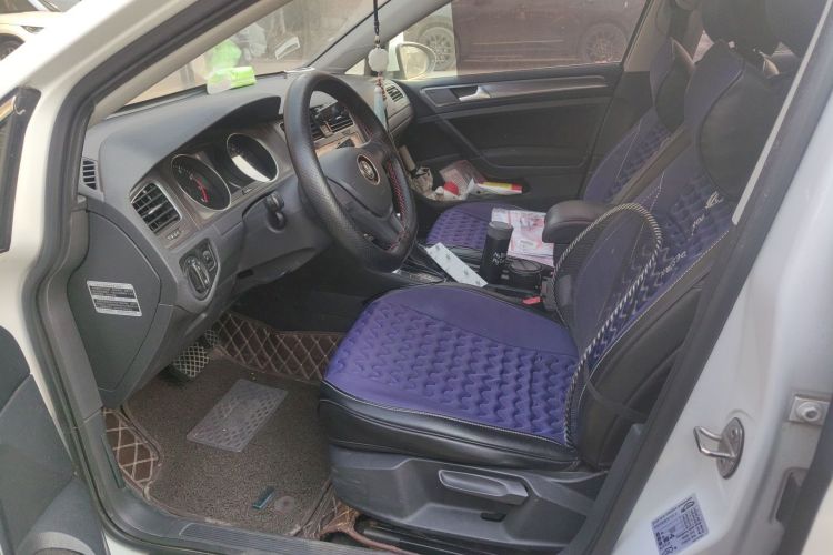 大众 高尔夫 2016款 1.6L 自动时尚型中控内饰19