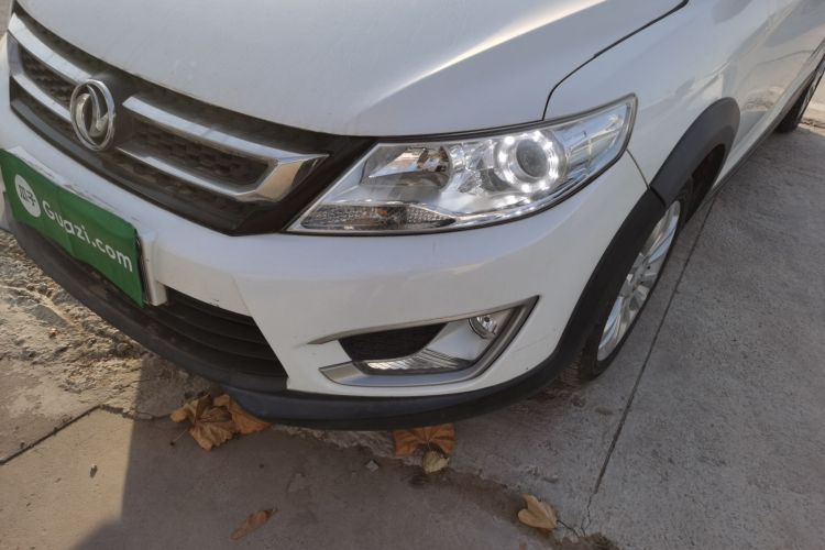 东风风神AX3 2017款 领先版 1.5L 自动尚酷型局部细节36