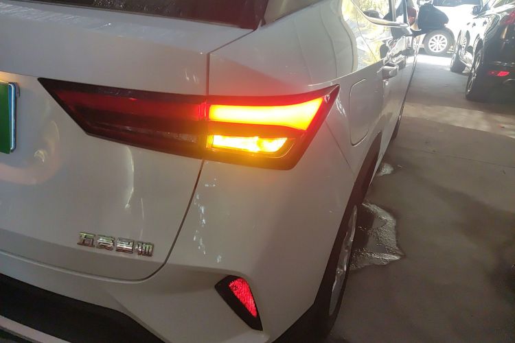 五菱汽车 五菱星驰 2022款 1.5L 手动自由型车身外观6006