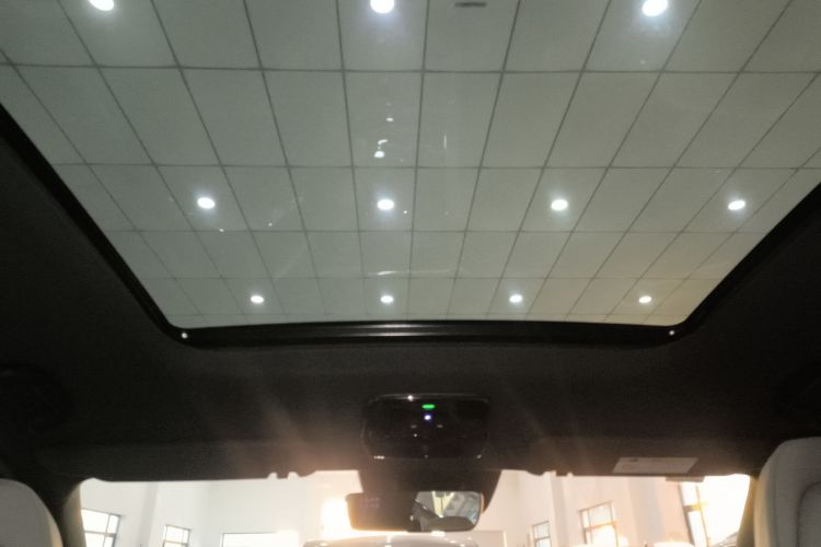 蔚来ES8 2020款 580KM 六座版中控内饰22