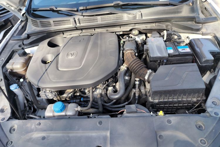 长安 逸动 2021款 PLUS 蓝鲸NE 1.4T GDI DCT尊贵型局部细节24