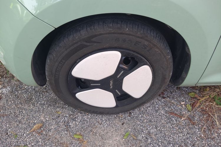 长安Lumin 2022款 210km 香甜款车身外观6007