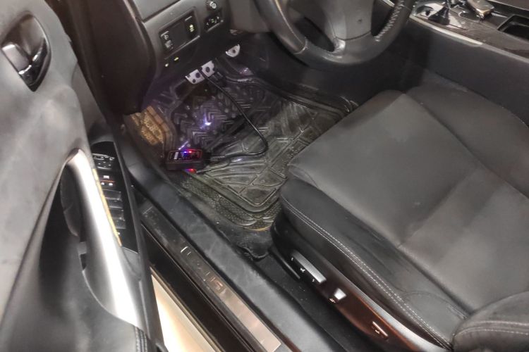 雷克萨斯IS 2011款 250 运动版中控内饰20