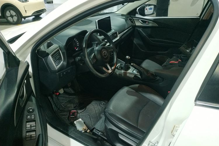 马自达3 昂克赛拉 2017款 三厢 1.5L 手动舒适型 国V中控内饰20