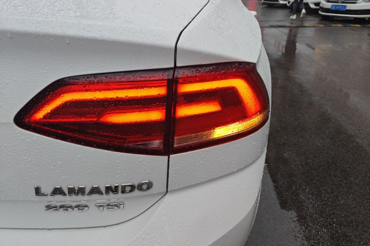 大众 凌渡 2015款 280TSI DSG舒适版车身外观9