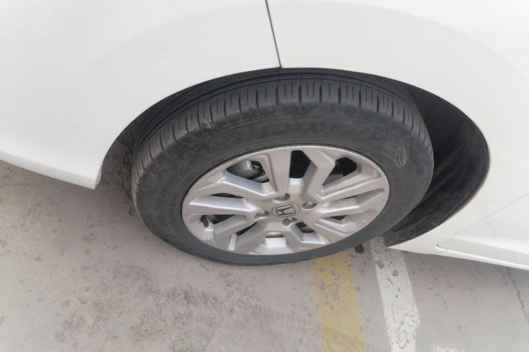 本田 飞度 2018款 1.5L CVT舒适天窗版车身外观6007