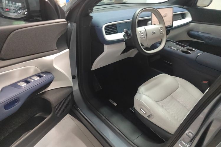 小鹏G6 2023款 755 超长续航 Pro中控内饰7003