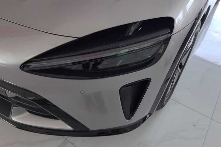 小米汽车 小米YU7 2025款 超长续航后驱版局部细节36