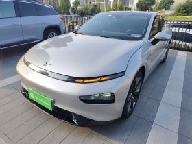 小鹏P7 2020款 670N