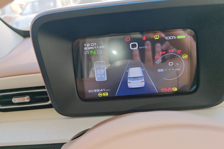 五菱汽车 宏光MINIEV 2024款 第三代 215km 青春版中控内饰14