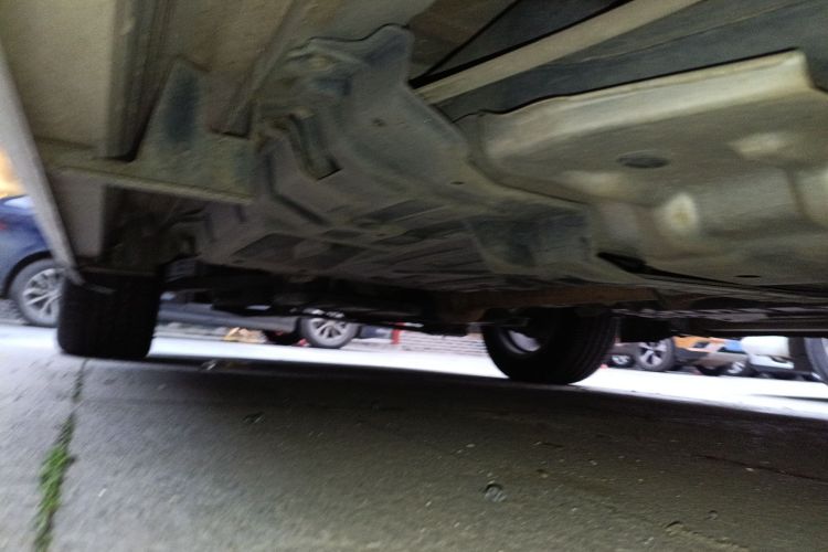 丰田 汉兰达 2018款 2.0T 四驱豪华版 7座 国V局部细节9003