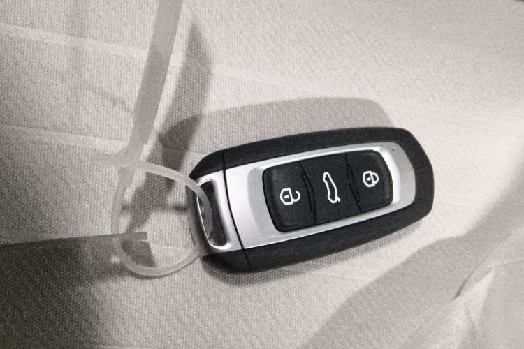 吉利银河 熊猫 2025款 210km 元气熊中控内饰11