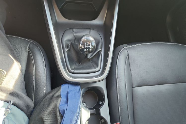 福特 福睿斯 2017款 幸福版 1.5L 手动时尚型中控内饰18