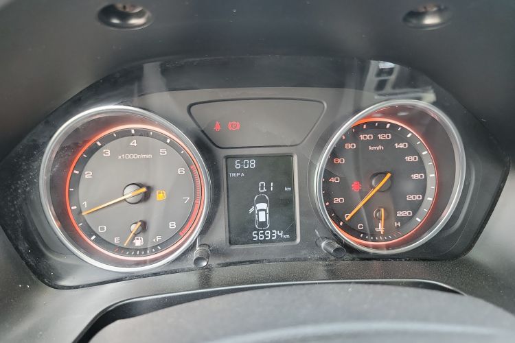 汉腾汽车 汉腾X5 2018款 1.5L 手动精英版局部细节14