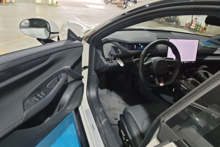 小米汽车 小米SU7 2024款 后驱超长续航高阶智驾Pro版中控内饰7002