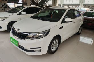 起亚K2 2015款 三厢 1.4L MT GLS