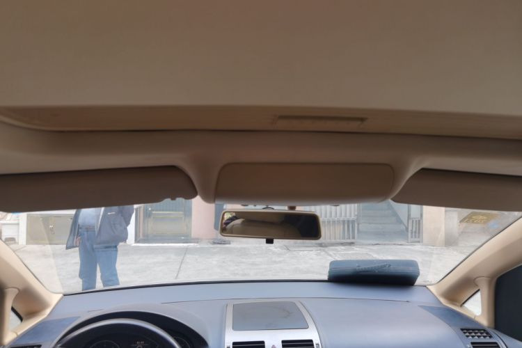 大众 途安 2011款 1.4T DSG智臻版5座局部细节22