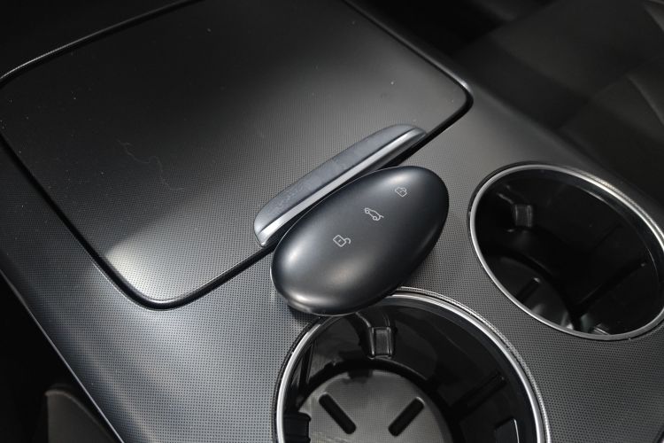 飞凡汽车 飞凡F7 2023款 进阶版中控内饰7001