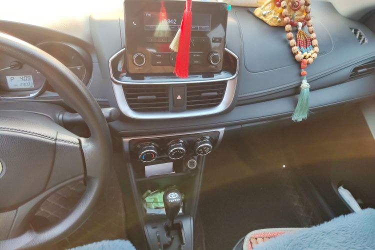 丰田 YARiS L 致炫 2021款 致炫X 1.5L CVT领先版中控内饰16