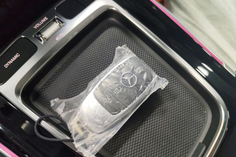 奔驰EQA 2025款 EQA 260中控内饰7001