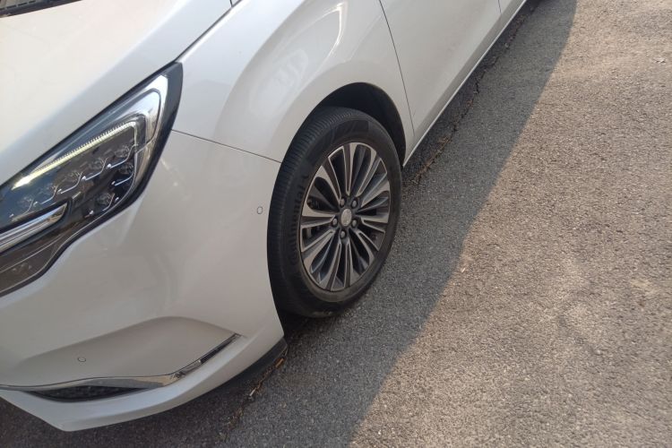 别克GL8 2021款 ES陆尊 653T 豪华型车身外观6007