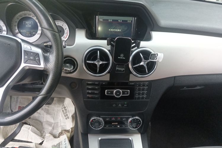 奔驰GLK级 2014款 GLK 200 标准型中控内饰16