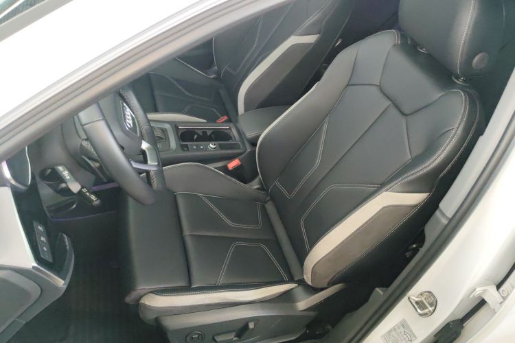 奥迪Q3 2024款 35 TFSI 时尚动感型中控内饰19