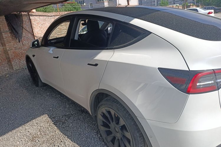 特斯拉 Model Y 2021款 长续航全轮驱动版车身外观6003