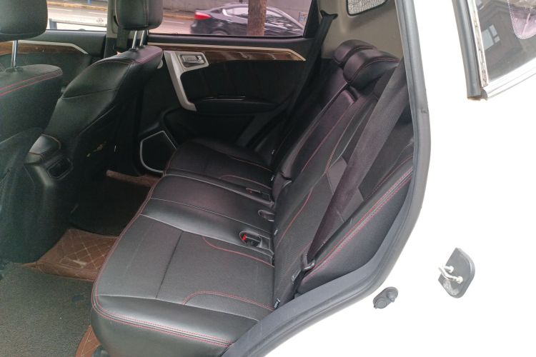 吉利汽车 吉利GX7 2015款 运动版 2.0L 自动豪华型升级版 国V中控内饰21