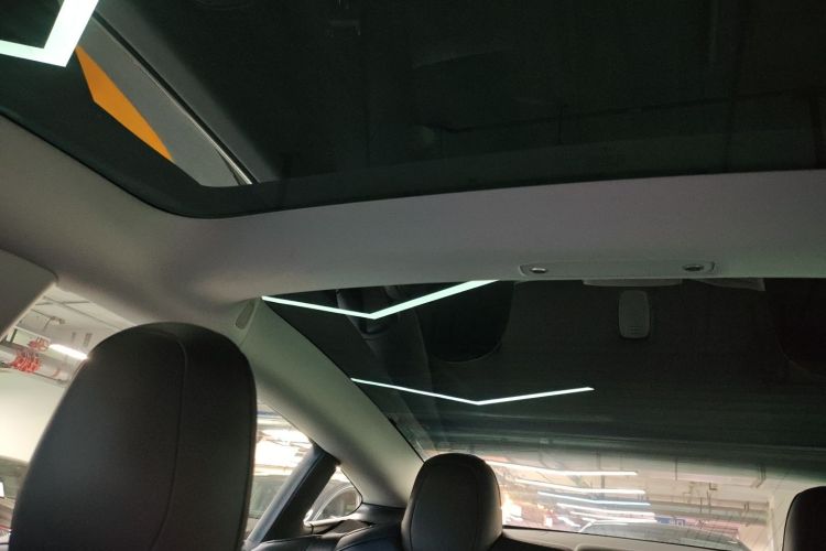 特斯拉 Model 3 2019款 标准续航后驱升级版中控内饰22