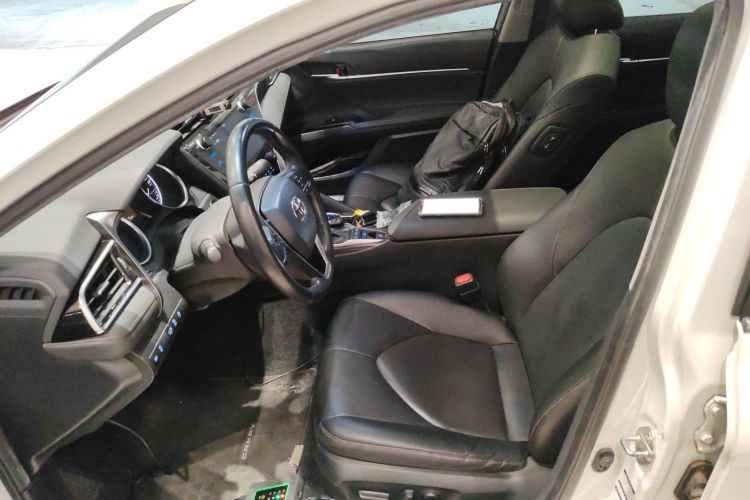 丰田 凯美瑞 2019款 2.5G 豪华版 国VI中控内饰19