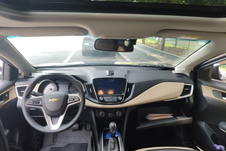 雪佛兰 科鲁泽 2021款 320 自动悦享天窗版局部细节22