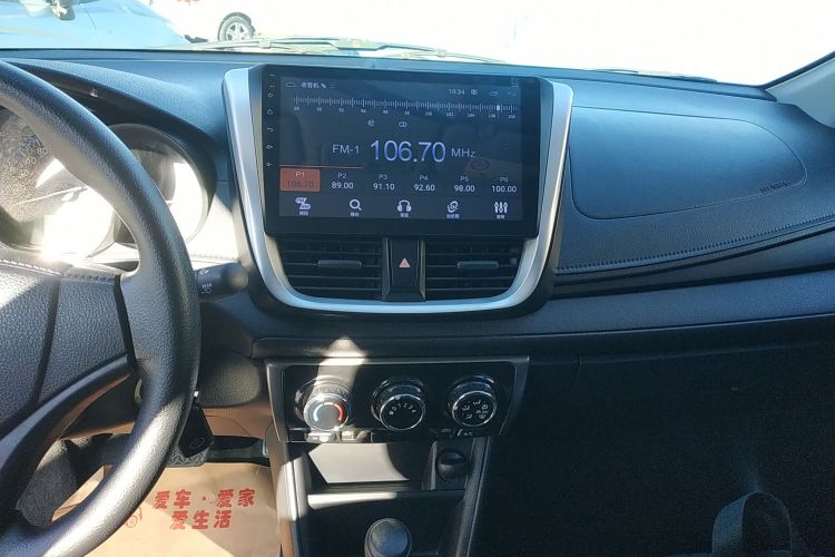 丰田 威驰FS 2017款 1.5L CVT锋驰版中控内饰16