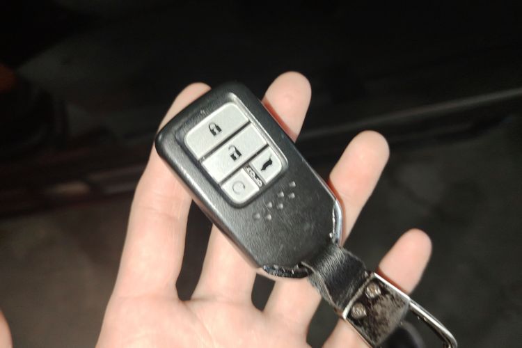 本田UR-V 2020款 370TURBO 四驱尊享版中控内饰7001