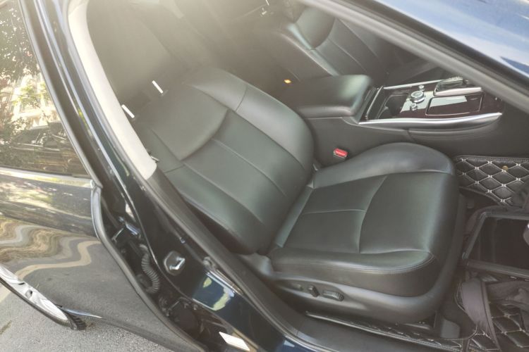 英菲尼迪Q70 2017款 Q70L 2.5L 悦享版局部细节41