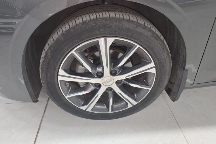 吉利汽车 帝豪 2023款 第4代冠军版 1.5L CVT尊贵型车身外观6007