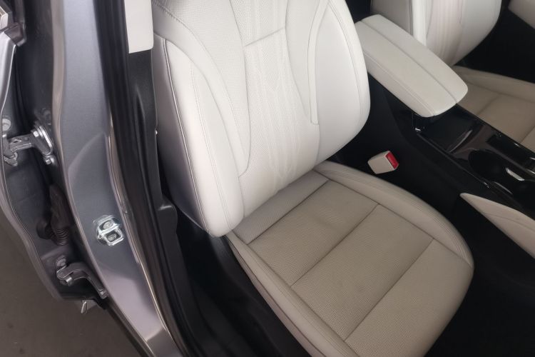 别克 2024款 昂科威Plus 四驱Avenir艾维亚局部细节41