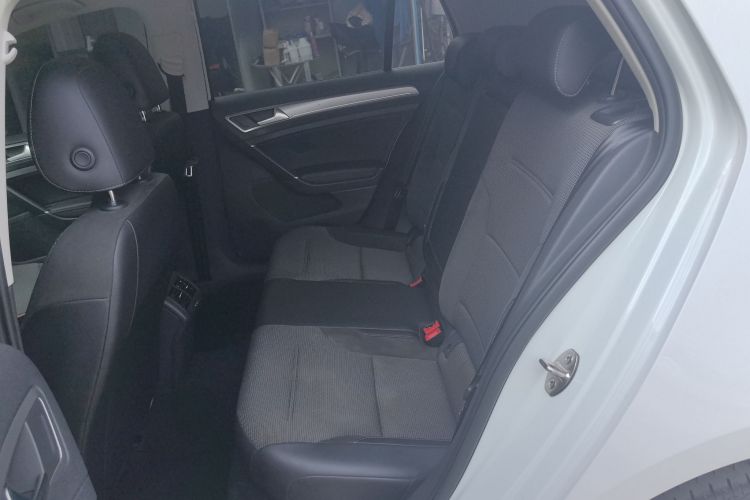 大众 高尔夫 2018款 230TSI 自动舒适型中控内饰7004