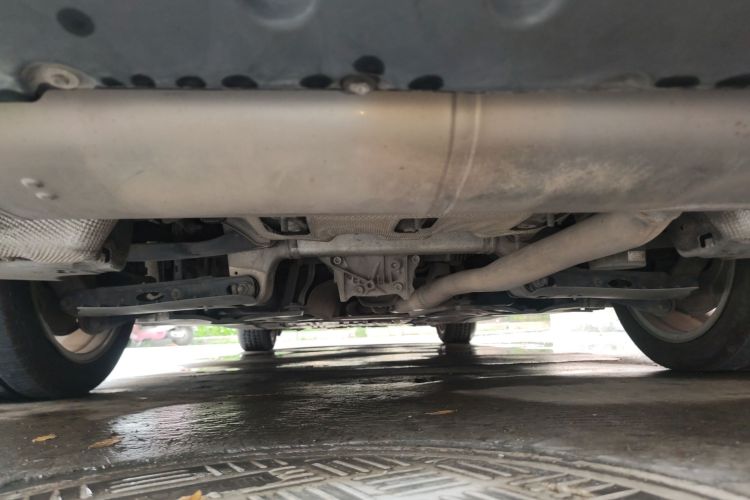 宝马5系 2018款 525Li M运动套装局部细节9009