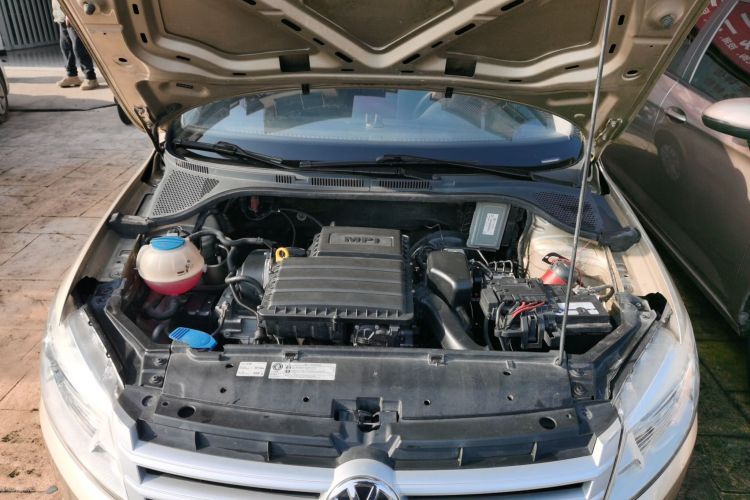 大众 桑塔纳 2013款 1.4L 手动风尚版局部细节24