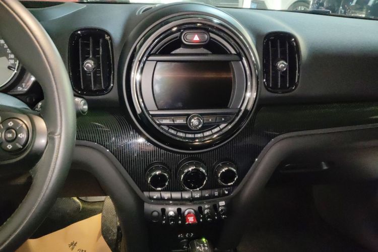 MINI Countryman 2017款 1.5T COOPER ALL4 探险家局部细节16