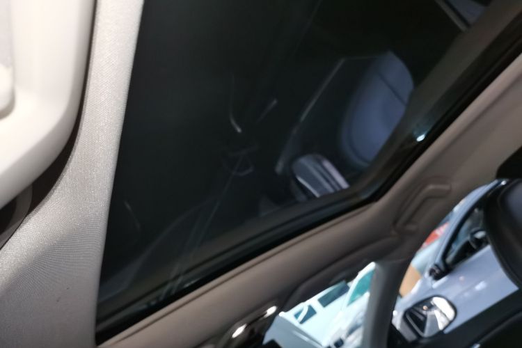 沃尔沃V40 2018款 T3 智雅版局部细节22