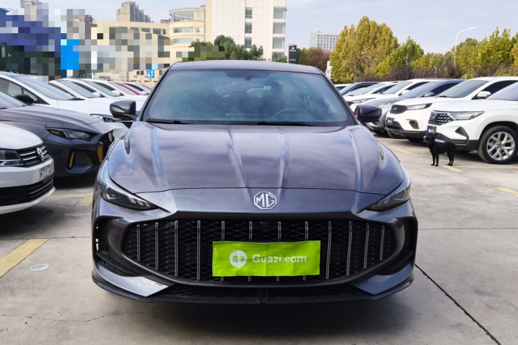 名爵 MG5 2025款 300TGI 全球旗舰版车身外观2