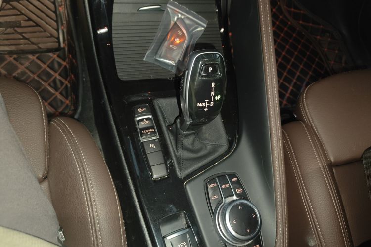 宝马X1 2022款 sDrive20Li 尊享型局部细节18