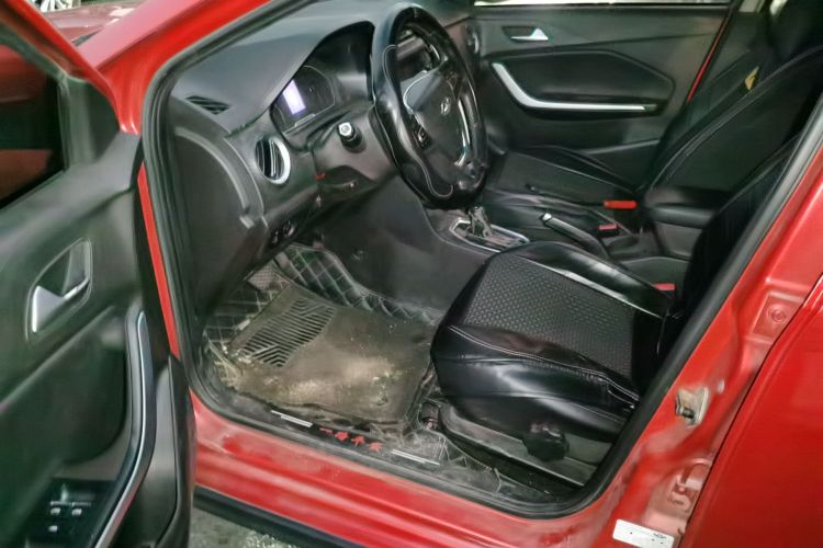 奇瑞 瑞虎3X 2018款 1.5L 自动精英版中控内饰20