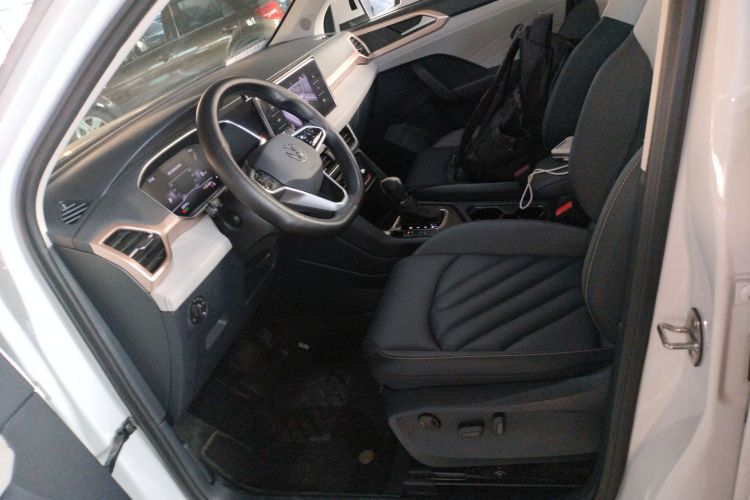 大众 途岳 2023款 300TSI 两驱皎月版局部细节19