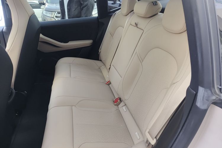 蔚来ET5 2022款 75kWh中控内饰21