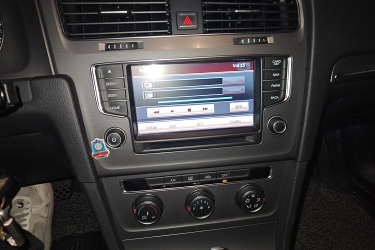 大众 高尔夫 2015款 1.4TSI 自动舒适型中控内饰16