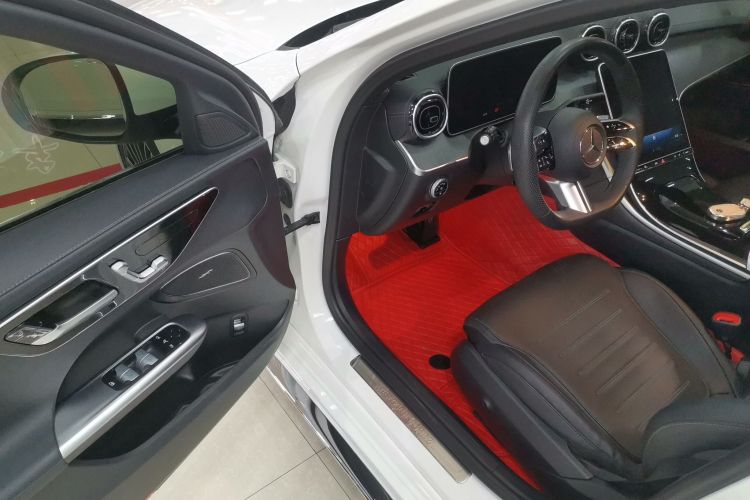 奔驰C级 2023款 改款 C 200 L 运动版中控内饰20