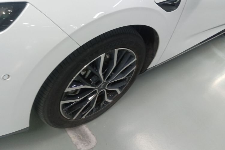 小鹏P5 2021款 460E+车身外观6007